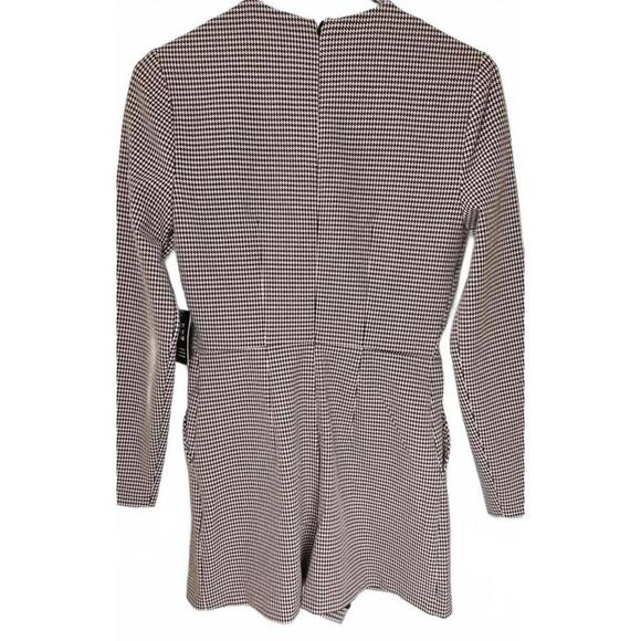 Express Black and White Houndstooth Long Sleeve Romper Size 2 NWT - Picture 2 of 10